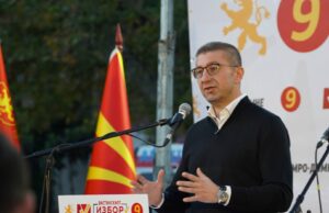 Мицкоски повика на масовна излезност: Гласајте за партии што можат да менуваат, а не за мали групи што профитираат од вашите гласови