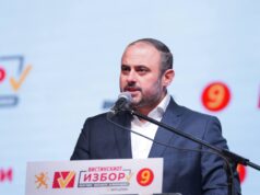 На Скопје не му требаат експерименти и луѓе кои допрва ќе се учат што е локална самоуправа, порача Ѓорѓиевски од митингот во Скопје