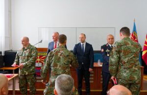 Мисајловски и Хелез на првиот академски час на Воената академија: Академијата е симбол на знаење и лидерство, со високо реноме и квалитетна настава
