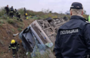 Возачот на автобусот приведен по тешката несреќа кај Сремска Митровица: две жртви и 80 повредени