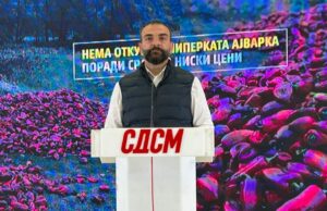 (Видео) Димитриевски: Застана откупот на пиперката ајварка поради срамно ниски цени, дебакл на ВМРО-ДПМНЕ