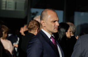 ВМРО-ДПМНЕ: Филипче ја руинира СДС, историски дебакл на некогаш големата СДС