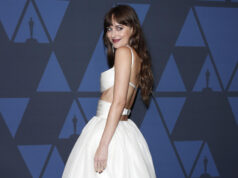 Ако маж носи јапонки, бегајте!, вели Дакота Џонсон