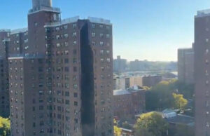 (Видео) Во Њујорк се урна дел од облакодер, се сомнева на експлозија поради гас