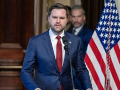 Венс ги отфрли шпекулациите за соперништво со Рубио