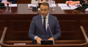 Стојаноски: Просечната нето-плата порасна за близу 8.000 денари за две години