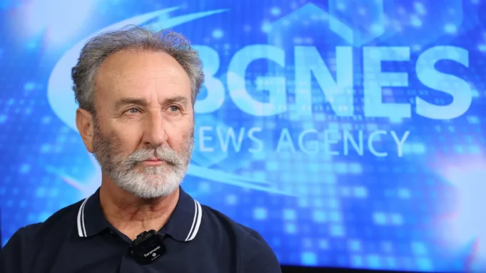 kurtelov-ot-ohrid-da-sabudim-pozabravenata-istina-v-makedoniq-koqto-desetiletnata-laja-darji-pod-klyuch