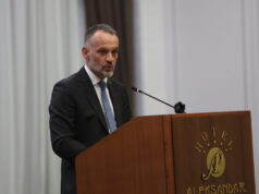 Фетаи на свечена академија по повод Денот на азбуката на албанскиот јазик, во чест на Конгресот на Битола и албанското културно наследство