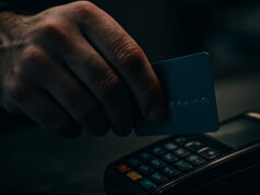 Скопјанец со туѓа изгубена картичка плаќал низ продавници, поднесена пријава