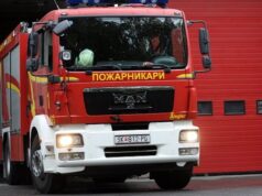 Пожар зафати товарно возило во двор на фирма во Крушопек