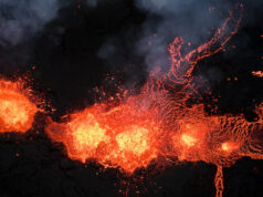 (Видео) Вулкан на Хаваи започна да исфрла лава