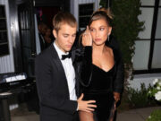 (Фото) Хејли Бибер во тесно бикини го полуде Џастин Бибер