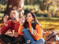 Три хороскопски знаци ќе доживеат голем љубовен бум оваа есен