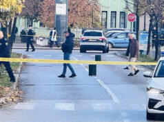 (Видео) Ограбена златарница во БиХ: еден крадец пронајден мртов, бил фрлен од автомобил