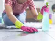 (Видео) Топла вода и три состојки од кујната – вашите плочки ќе светат како штотуку да сте ги купиле