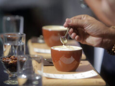 Трамп ги укинува царините на бразилското кафе, говедско месо, какао и овошје