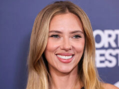 (Видео) „Најубавата жена на сите времиња“: Скарлет Јохансон во свечен фустан што го освои интернетот