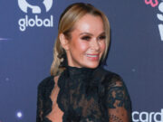 (Фото) Аманда Холден мами воздишки во чипкана креација