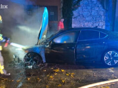 Запален автомобил што го користел градоначалникот на Мостар