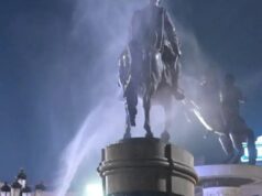 Освен улиците и спомениците низ Скопје видоа вода