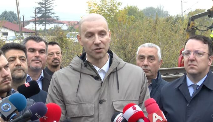 screenshot_7-11-2025_13344_wwwyoutubecom_