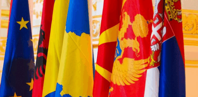 zapaden-balkan-znaminja