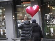 Почнува сезоната на раскинувања: повеќето врски се распаѓаат непосредно пред празниците, позната и причината