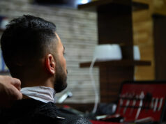 Талибанците удрија по берберите, бричење бради може да ги однесе во затвор