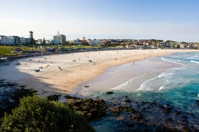bondi-sidnej-avstralija-depositphotos_30540797_l