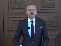 Петрушевски: Ниту еден пратеник од СДС не присуствува на собраниската седница, на повидок нов раскол во СДС?