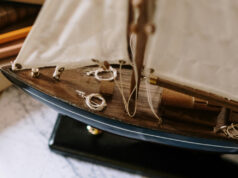 (Видео) Дупка проголта бродови: Вонредна состојба во британска област