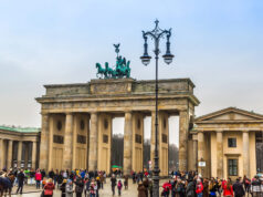 Германскиот министер за внатрешни работи: Имаме интерес криминалците да ја напуштат земјата; Германија депортираше маж во Сирија