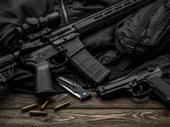 Уапсени 12 лица од Скопје, купувале оружје и муниција од Косово, го криеле во Сингелиќ и Брест