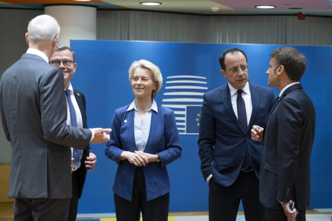 depositphotos_666905416_l-1