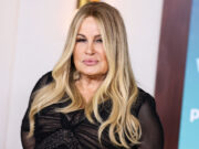 Џенифер Кулиџ: Спиев со речиси 200 мажи поради улогата на мајката на Стифлер во „Американска пита“