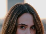 Без ботокс: 5 начини за намалување на „пушачките“ брчки