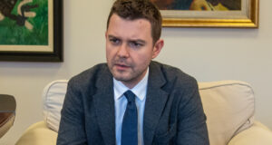 Муцунски: Стоиме зад нашите американски сојузници