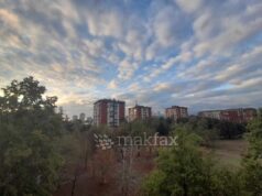 Променливо облачно време со сончеви периоди, температура до 10 степени