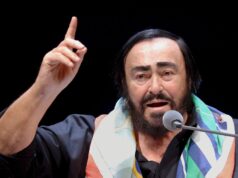 Скандал во Италија: Статуата на Павароти „заробена“ во мраз, вдовицата огорчена