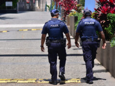 (Видео) Преживеан од Холокаустот загина штитејќи ја сопругата на плажата Бонди