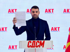 (Видео) Димитријевиќ: Свиркач открива нови детали за тендерот во Пошта, како се пумпаат 300.000 евра годишно