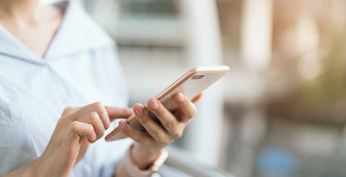 sms-poraka-mobilen-telefon