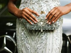 (Фото) Зошто сребрениот маникир е идеален избор за празниците?