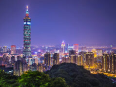 Пекинг санкционира 20 американски компании и 10 поединци за продажба на оружје на Тајван