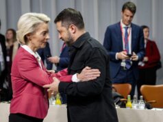 Урсула фон дер Лајен денеска телефонски ќе разговара со Зеленски