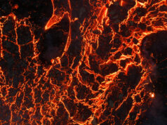 (Видео) Еруптира вулкан на Хаваите