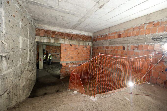 7b77dc07-c063-308b-47f3-176ab1136a93