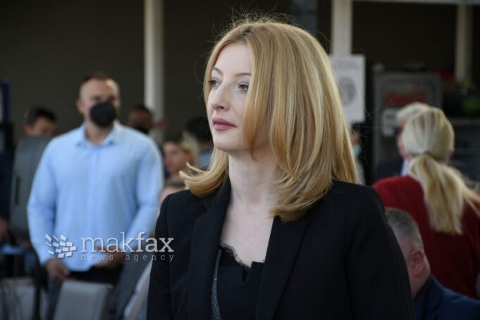 danela-arsovska-3-800x533-1