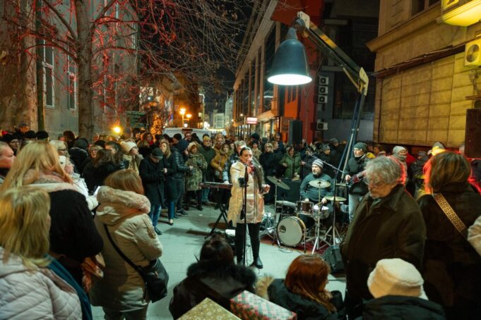 eb23cb00-d9b3-4875-a77b-f143e20eb88c