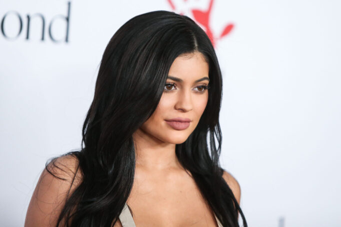 kajli-dzener-depositphotos_825548660_xl